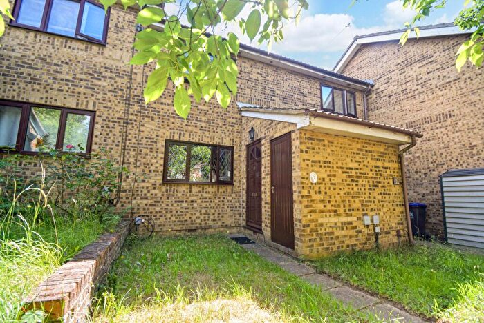 2 Bedroom Terraced House For Sale In Lent Rise Road, Burnham, Buckinghamshire, SL1