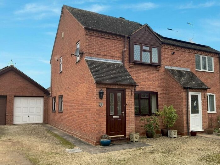 2 Bedroom End Of Terrace House To Rent In Trafalgar Court, Bidford On Avon B50