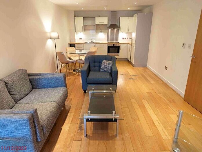 1 Bedroom Apartment To Rent In Broad Quay, Bristol, BS1