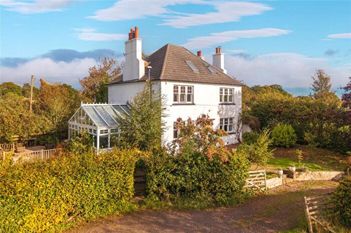 5 Bedroom Detached House For Sale In Woodcliff House, Newburgh, Perthshire, KY14