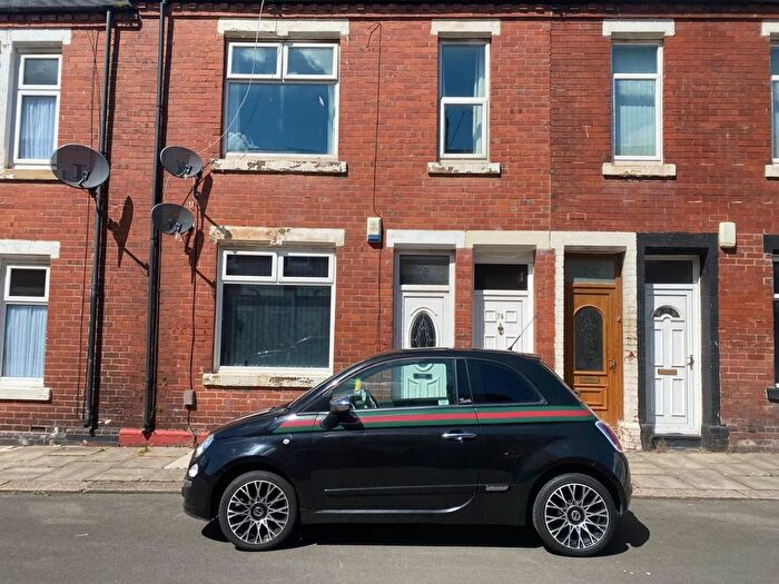 3 Bedroom Flat To Rent In Collingwood Street, South Shields, NE33