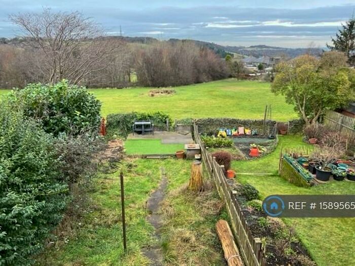 2 Bedroom Terraced House To Rent In Lindley Avenue, Huddersfield, HD3