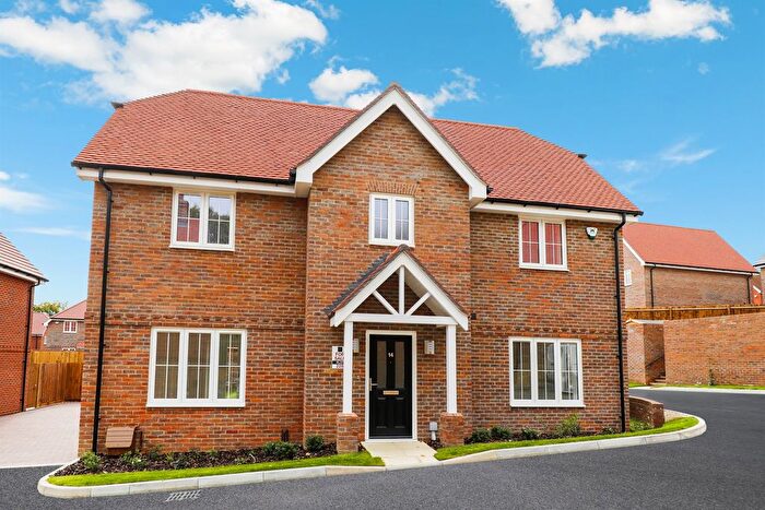 3 Bedroom Detached House For Sale In The Nightingales, Crowborough, TN6