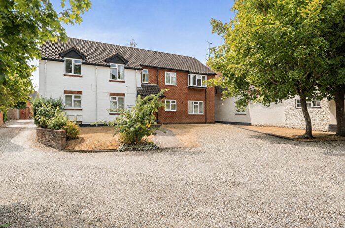 2 Bedroom Flat For Sale In Witcombe Green, High Street, Wroughton, SN4