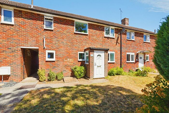 3 Bedroom Terraced House For Sale In North Pends, Ashford, TN24