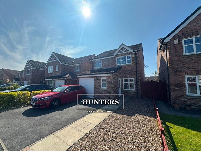 3 Bedroom Detached House To Rent In Champion Avenue, Castleford, WF10