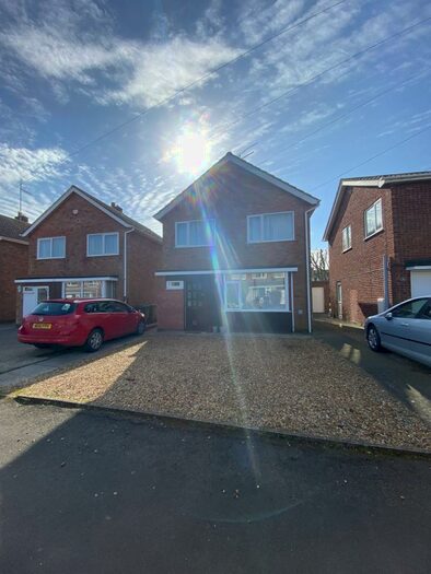 3 Bedroom Detached House For Sale In Glinton, Peterborough, PE6