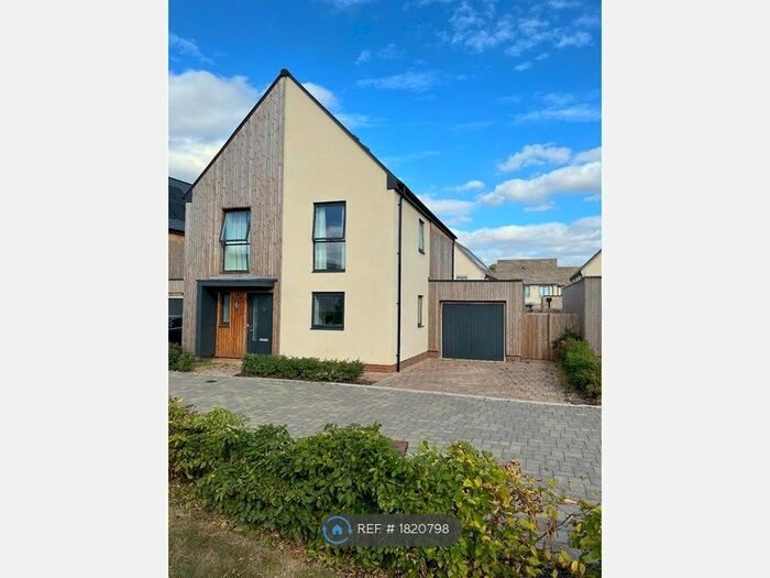 4 Bedroom Detached House To Rent In Blueberry Drive, Bicester, OX27