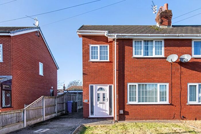 3 Bedroom Semi Detached House For Sale In Whitethorne Mews, Thornton-Cleveleys, FY5