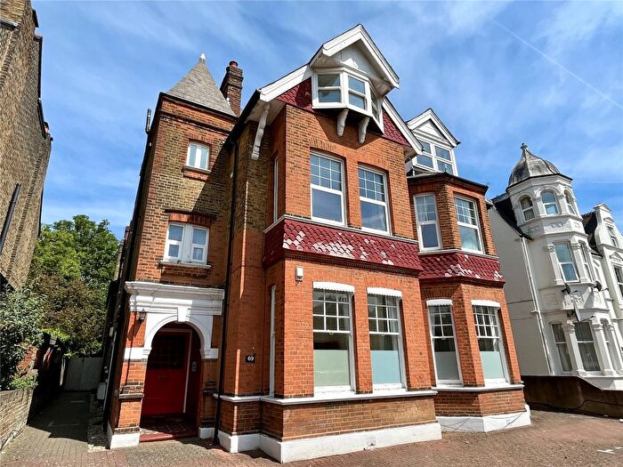 2 Bedroom Flat To Rent In Madeley Road, London, Greater London, W5