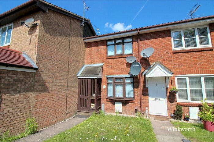 2 Bedroom Terraced House To Rent In Siskin Close, Borehamwood, Hertfordshire WD6