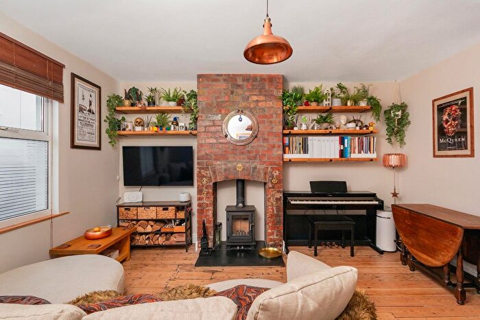 2 Bedroom End Terrace House For Sale In Montgomery Street, Victoria Park, BS3