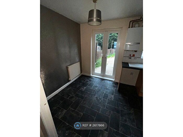 2 Bedroom Terraced House To Rent In Bierley House Avenue, Bradford, BD4