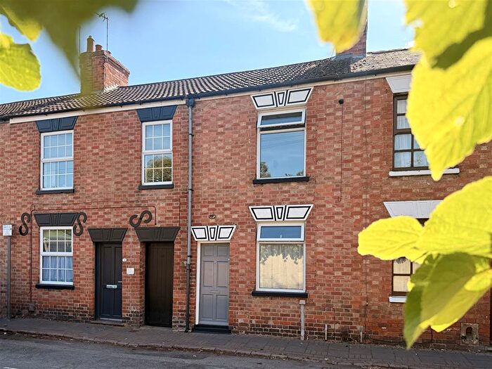 2 Bedroom Terraced House For Sale In Albert Street, Loughborough, LE11