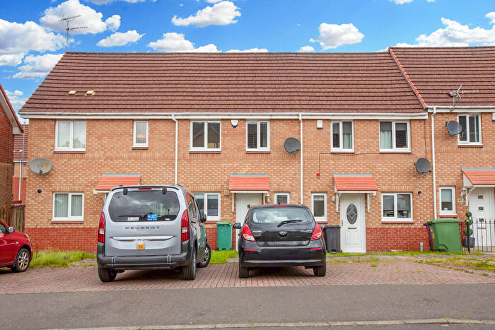 2 Bedroom Terraced House For Sale In Strachur Crescent, Lambhill, Glasgow, G22