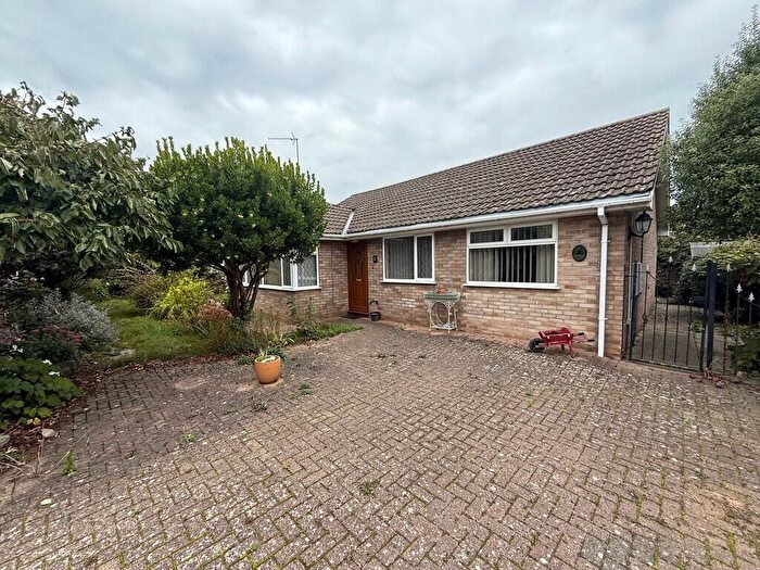 4 Bedroom Detached Bungalow For Sale In Harvey Close, Bourne, PE10