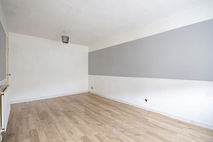 2 Bedroom Semi-Detached Bungalow For Sale In Lockington Close, Chellaston, DE73