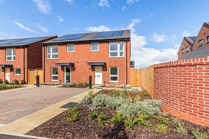 2 Bedroom Semi-Detached House To Rent In Blossom Street, Bicester, OX26