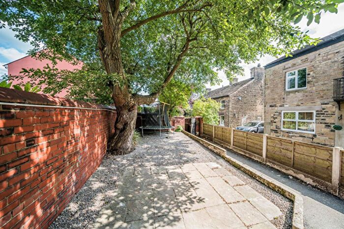2 Bedroom End Of Terrace House To Rent In Green Lane, Chinley, High Peak, SK23