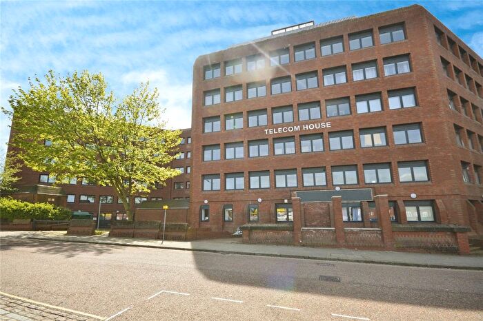 1 Bedroom Flat To Rent In Church Street, Wolverhampton, West Midlands, WV2