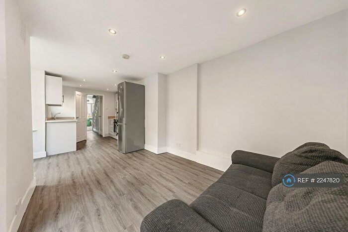 5 Bedroom Terraced House To Rent In Hollydale Road, London, SE15