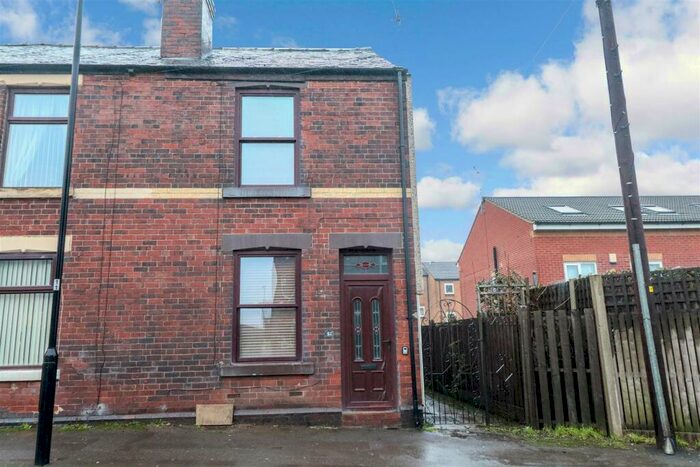 2 Bedroom End Of Terrace House To Rent In Psalters Lane, Rotherham, S61