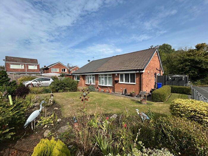 2 Bedroom Semi-Detached Bungalow For Sale In Dalmahoy Close, Manchester, M40
