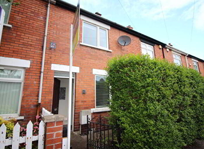 2 Bedroom TownHouse To Rent In Fane Street, Belfast, BT9