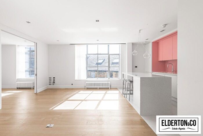 3 Bedroom Apartment To Rent In Grafton Road, Kentish Town, London, NW5