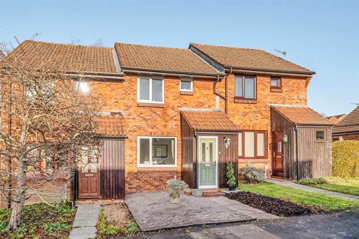 2 Bedroom Terraced House For Sale In Elizabeth Drive, Devizes, SN10