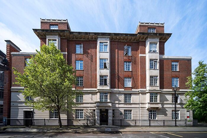 Studio To Rent In Hallam Street, Fitzrovia, London, W1W