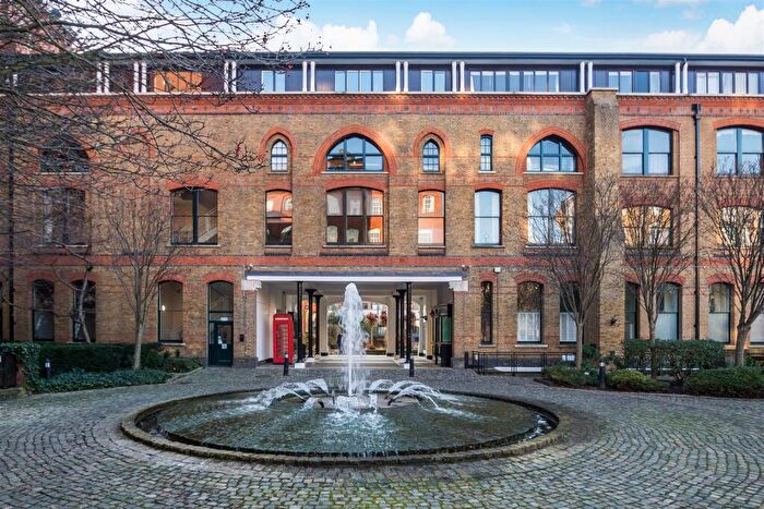 2 Bedroom Apartment To Rent In Lexington Building, The Bow Quarter, E3