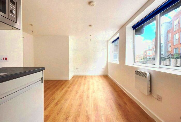 Studio To Rent In Coronet House, 11 Queen Anne Road, Maidstone ME14
