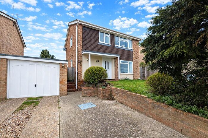 3 Bedroom Detached House For Sale In Rocks Park Road, Uckfield, TN22