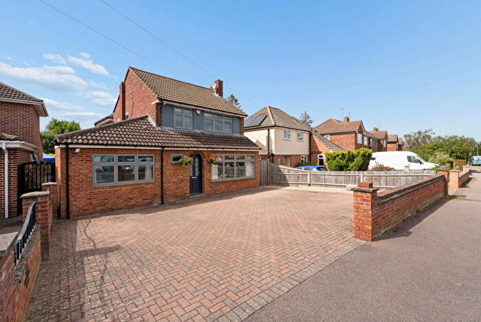 5 Bedroom Detached House For Sale In Limes Avenue, HP21