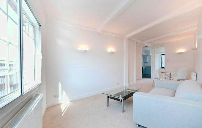 1 Bedroom Flat To Rent In Ranelagh Gardens Mansions, Ranelagh Gardens, SW6