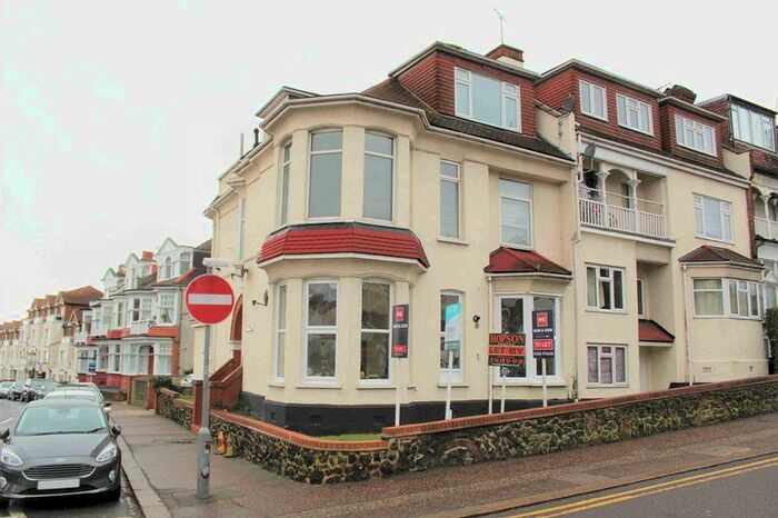 1 Bedroom Flat To Rent In Station Road, Westcliff-On-Sea, SS0