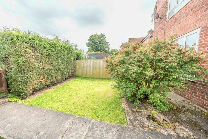 2 Bedroom Terraced House For Sale In Cypress Road, Eighton Banks, NE9