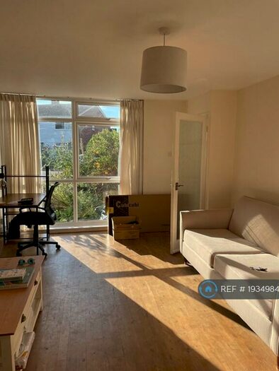 3 Bedroom Terraced House To Rent In Acrefield Drive, Cambridge, CB4