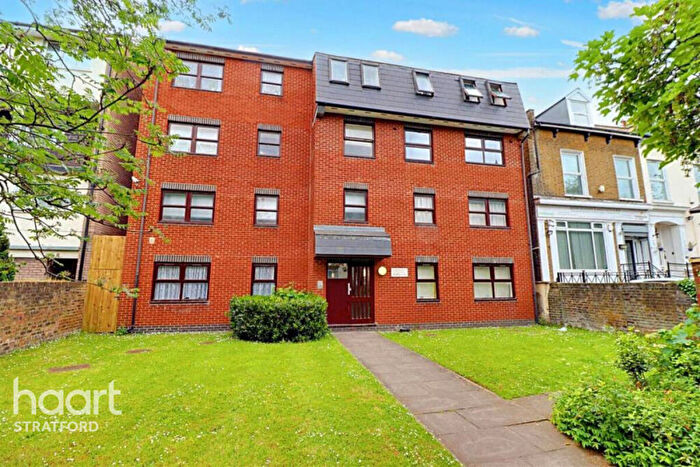 2 Bedroom Flat To Rent In Romford Road, London, E7