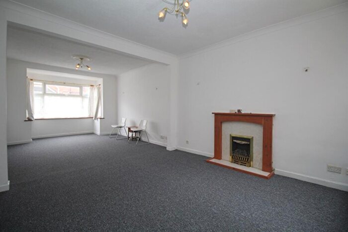 4 Bedroom Terraced House To Rent In Howard Street, Loughborough, LE11