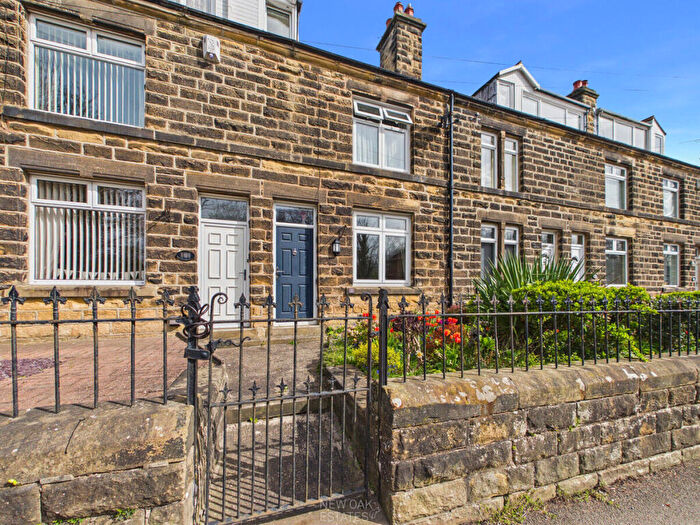 3 Bedroom Terraced House For Sale In Holmgate Road, Clay Cross, S45