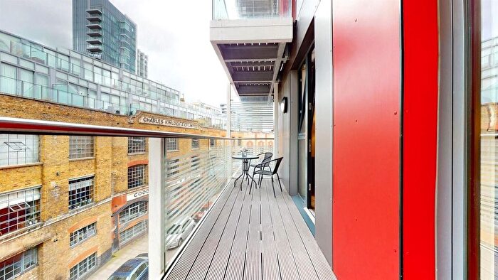 2 Bedroom Flat To Rent In Back Church Lane, London, E1