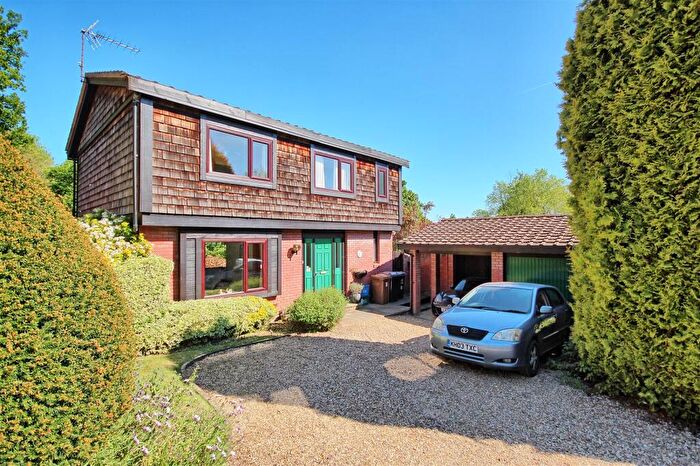 4 Bedroom Detached House For Sale In Maplewood - Ware - Chain Free, SG12