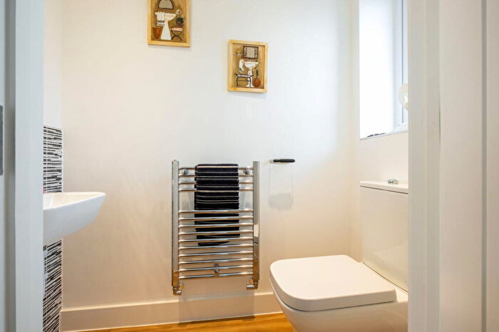2 Bedroom End Of Terrace House For Sale In Redgate Place, East Leake, LE12