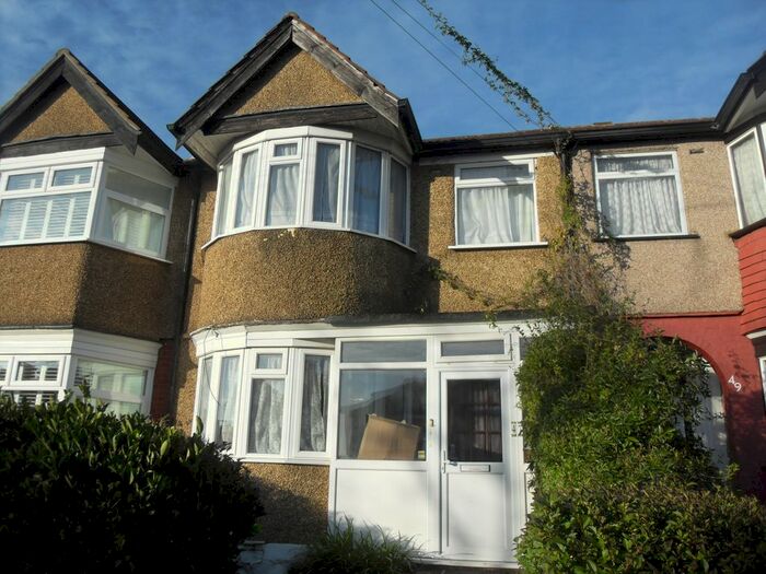 3 Bedroom Terraced House To Rent In Oxleay Road, Harrow, HA2