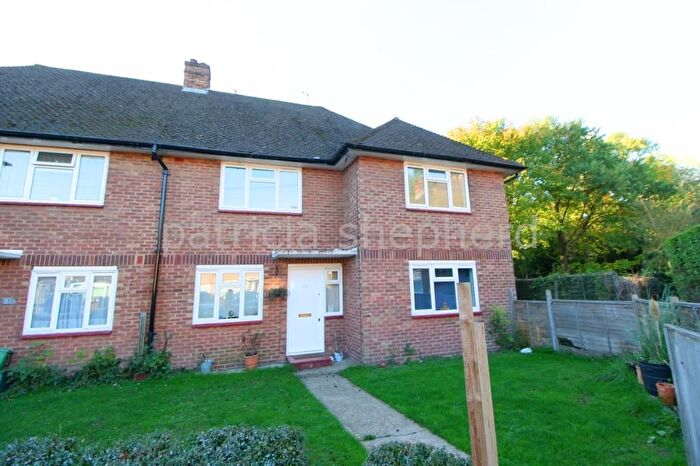 2 Bedroom Maisonette To Rent In Collier Close, West Ewell, KT19