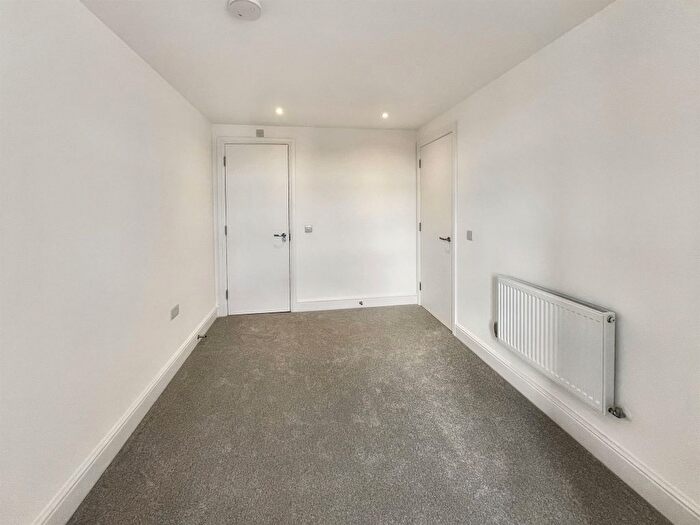 1 Bedroom Flat For Sale In New Street, Aylesbury, HP20