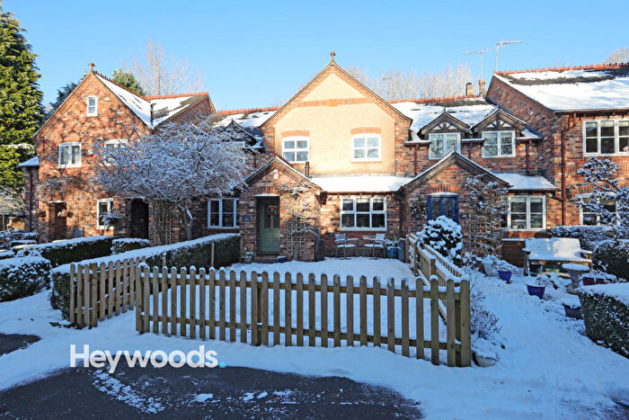 2 Bedroom Town House For Sale In River Lea Mews, Madeley, Crewe, Cheshire, CW3