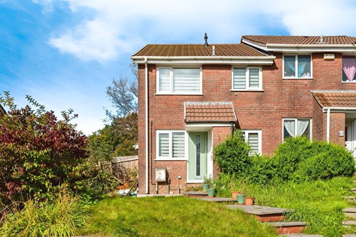 1 Bedroom End Of Terrace House For Sale In Bronwydd, Birchgrove, Swansea, SA7